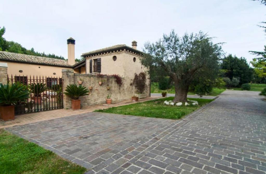 Villa Conero Montacuto Eksteriør billede